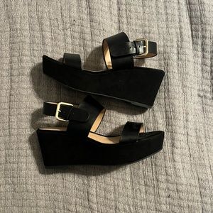 Platform sandal, black, like new